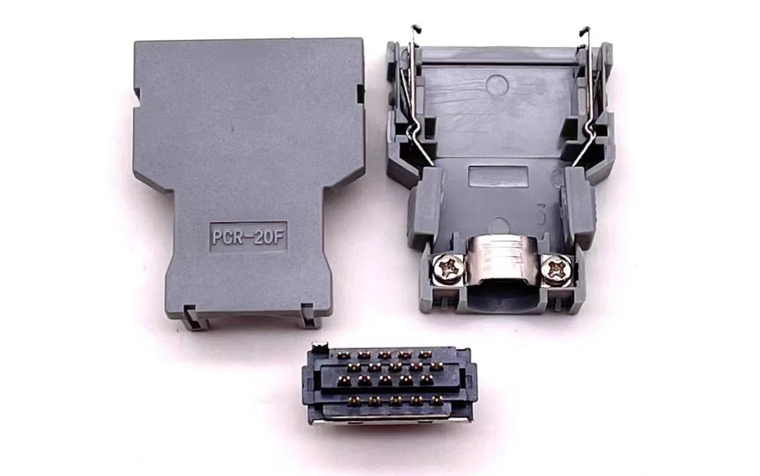 Suitable for FANUC servo CNC plug PCR-E20FS PCR-V20LA 20 pins