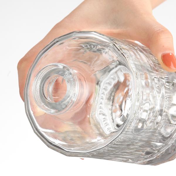 150ml Custom Glass Vodka Bottle with Exquisite Embossed and Collar Material Glass