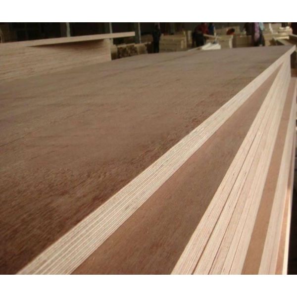 Contreplaqué de plancher de conteneur maritime 28mm prix usine