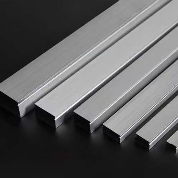 Indoor / Outdoor Aluminum Cable Tray 0.7-3.0umfor Neat And Tidy Cable Management Solutions