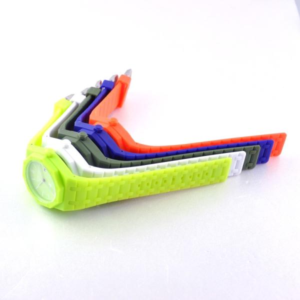 Fashion Design Unisex Fashion Silicone Rubber Sport Watches CE ROHS Approved