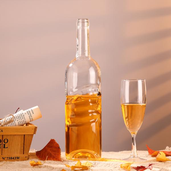 Customized Matte Dark Glass Vodka Bottle Glass Collar Material and Spray Cap 750ml