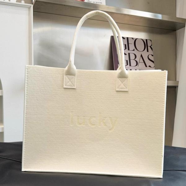 Custom Felt Tote Bag Large Capacity Portable Eco-Friendly Shopping Full Bag Gift Shopping Bag Custom Logo Large Capacity Storage Tote Bag Women Single Outdoor Shoulder Handbag Ladies Felt Shopping