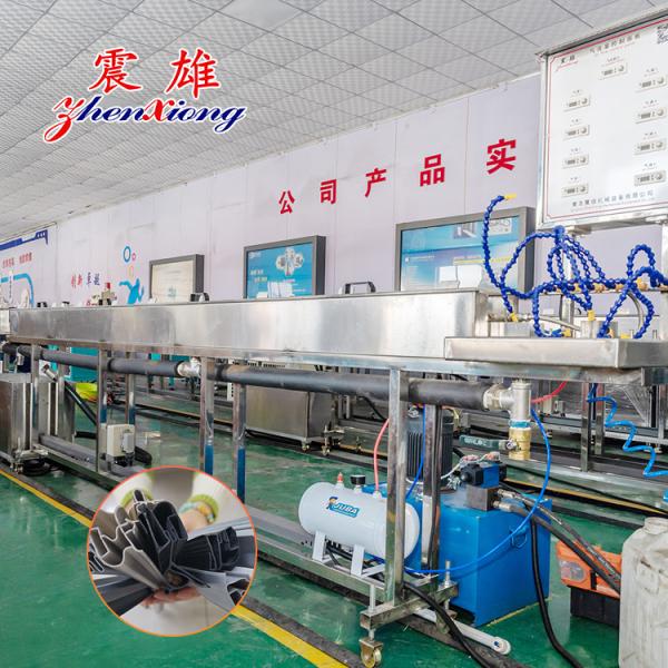 Semi Automatic Door Gasket Extrusion Line Process Stable Performance