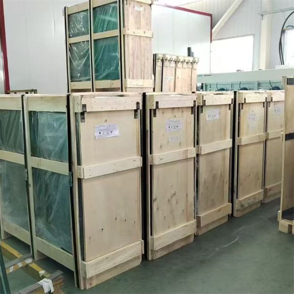3.2mm 4mm Low Iron Solar Toughened Cover Glass for Solar Collectors and Solar Energy