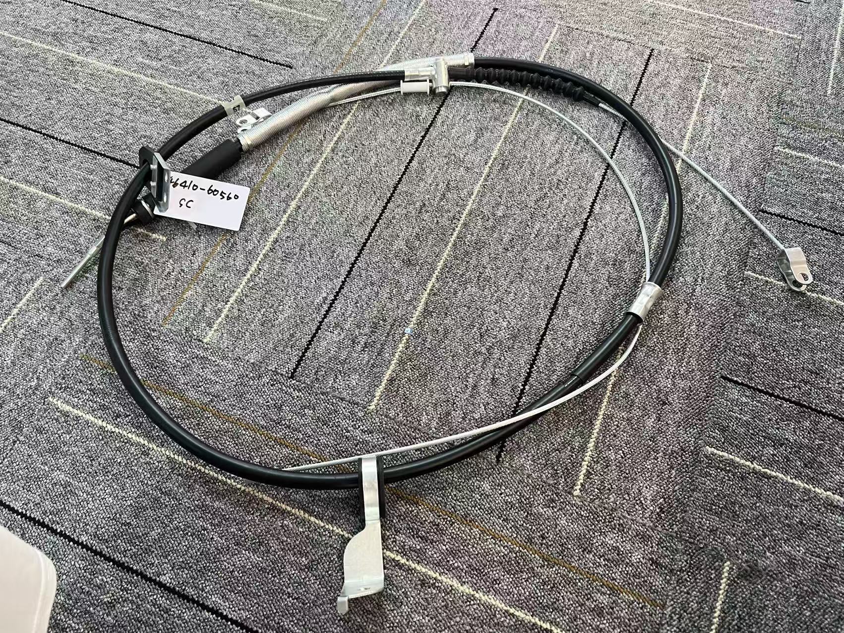 46410-60560 46410-60550 46410-60540 Rear Hand Brake Cable For Toyota Land Cruiser SUV