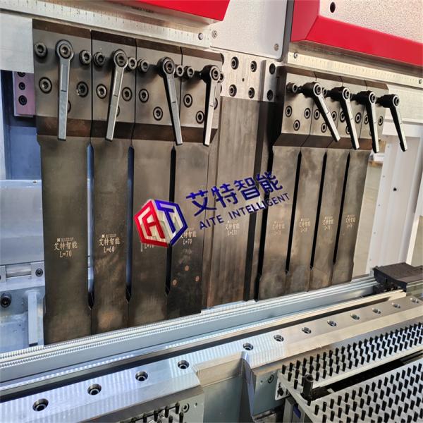 Мотор сервопривода 13 осей гнуть разбивочное гибочное устройство панели CNC машины для тормоза прессы края