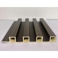 Decoração de interiores Clássico WPC Fluted Wall Board Revestimento Grelha de grãos de madeira preta Painel de grande parede interior