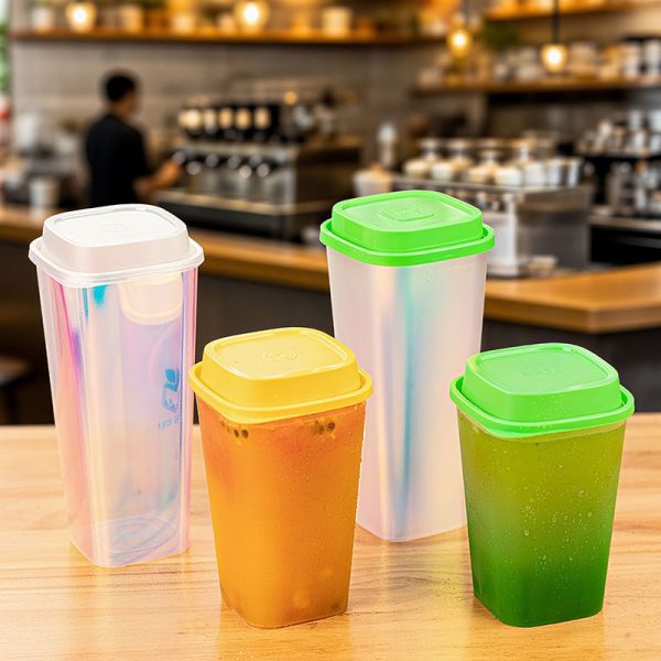 Modern Square PP Quadrilateral Takeout Plastic Cups for Coffee Brands