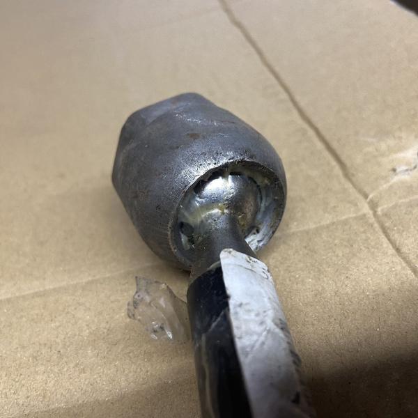 OE 10353671 Металлический галстук с внутренним шаровым соединением для MG ZS