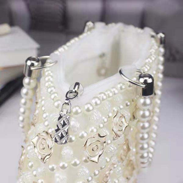 White 6mm Pearl Clutch Handbag Hand Woven Gold Rose shape OEM ODM