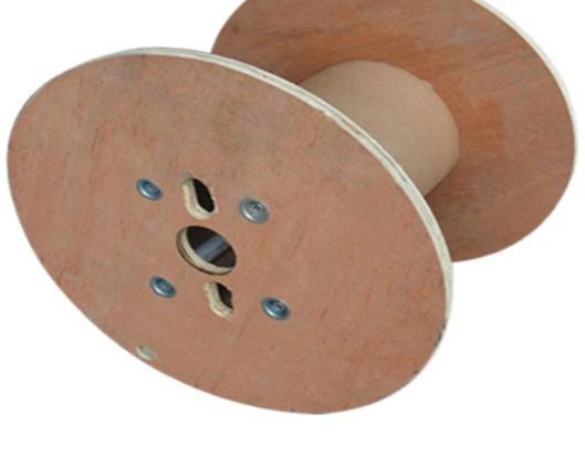 Large Dried Giant Wood Spool Collapsible Wooden Cable Wheel