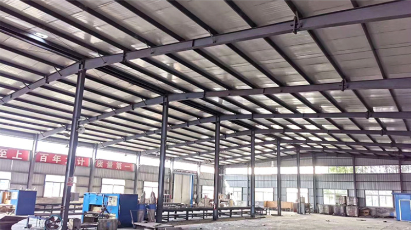 Fireproof Steel Structure Warehouse with 4-12 Meters Height and Customizable Span for Industrial Use