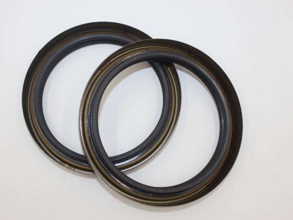 4259935 Oil Seal For Hitachi EX60-2 EX60-3 EX60LCK-3 EX60LCT-3 EX60T-2