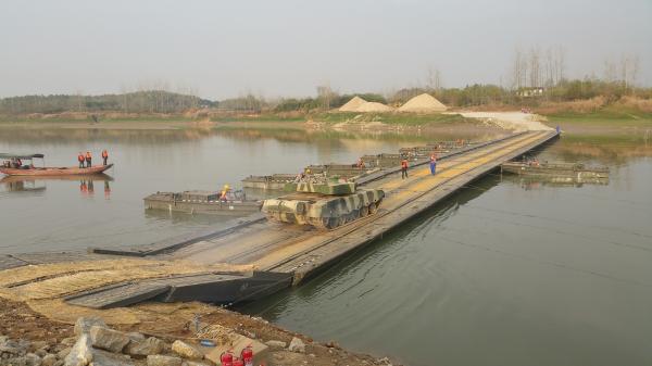 Ponte de equipamento/de flutuação de construção de uma ponte sobre da ponte de pontão 79A da fita /Military/ponte de pontão