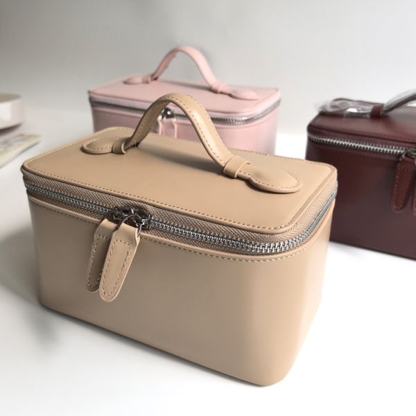 Personalized PU Leather Makeup Vanity Case Women Travel Cosmetic Bag With Handle