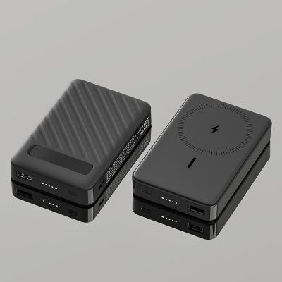Banco de energia magnético Li Polymer 15W saída sem fio Tipo C Proteção contra sobrecarga