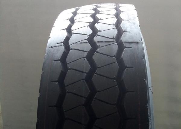 12R22.5 Truck Bus Radial Tyres 152/149 Load Index Steel Wire Structure