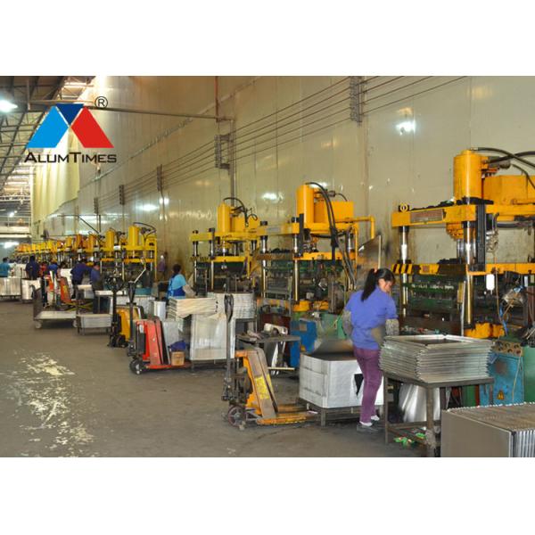 Matte White Acoustic Ceiling Tiles , Powder Coated Metal Suspended Ceiling Tiles