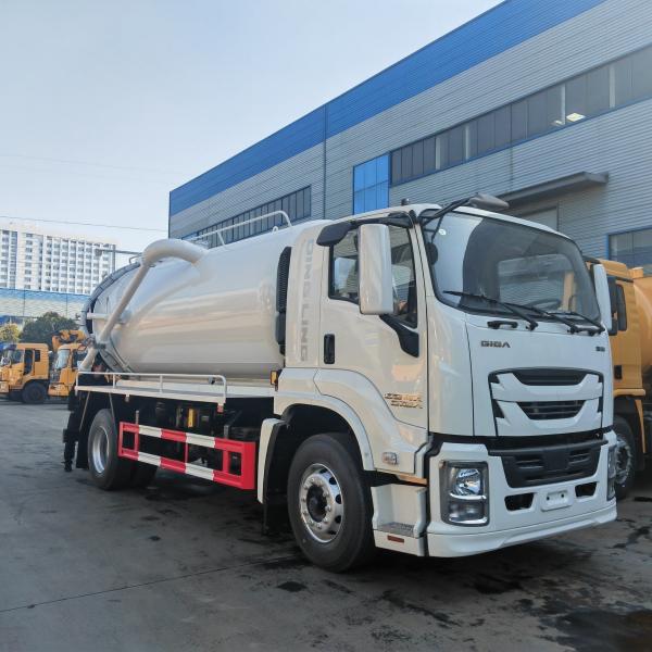 ISUZU Sewage Suction Truck 15000L Vacuum Sewage Tanker Truck For Industrial Waste