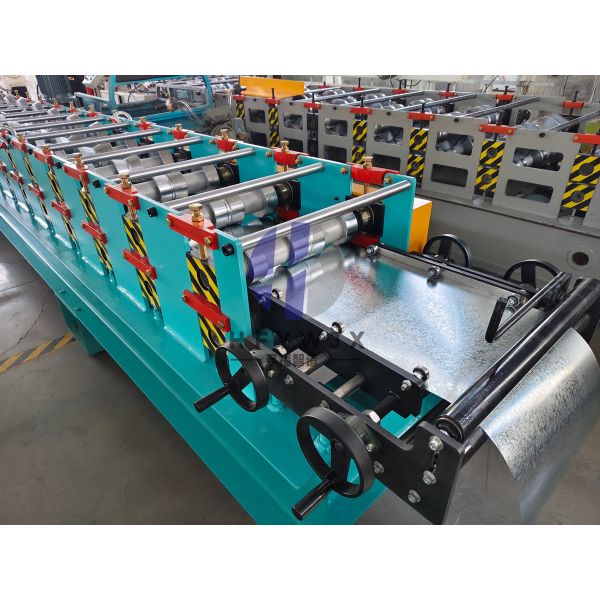 Fully Automatic 300 Ridge Tile Machine with 18 Rows Forming Stations and PLC Control System