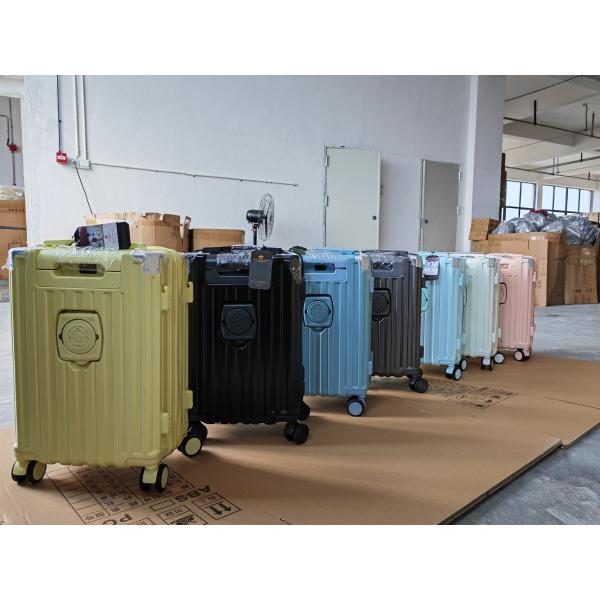 Multifunctional Suitcase with 100KG Load-Bearing USB Plug Design and Large Capacity for Business and Travel