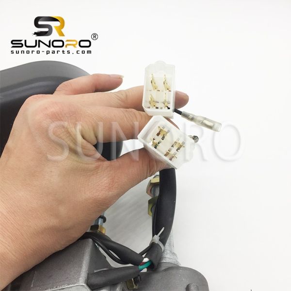 Lovol 220 Construction Machinery Parts Cab Wiper Arm Wiper Motor Assembly