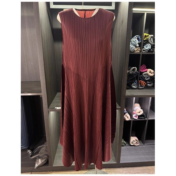 High Quality Summer New Casual Mid-Length Knee-Length Skirt Pure Color Neck Sleeveless Pleated Versatile Loose Version Chiffon