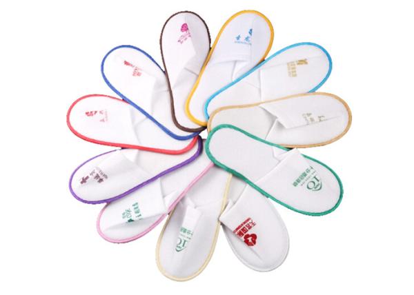 Regular Size Unisex Disposable White Hotel Slipper With Custom Embroidered Logo