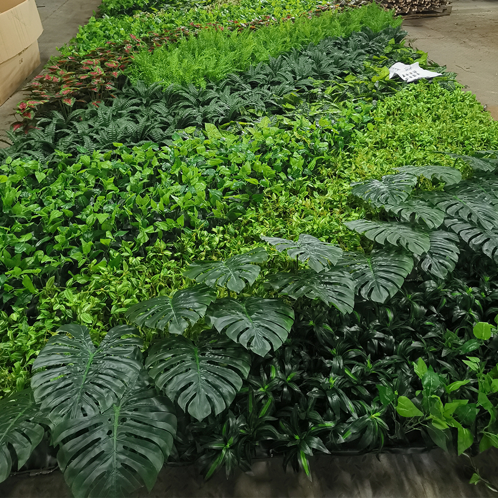 Custom Artificial Green Wall Panels - Vertical Garden for Restaurant, Hotel & Mall (B1 Fire Retardant, Anti-UV)
