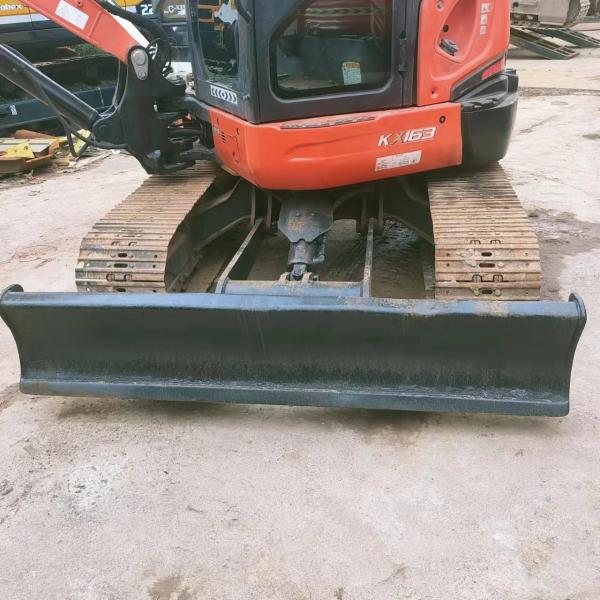 KX163 KUBOTA Excavateur d'occasion en bon état et peu de temps de travail originaire du Japon