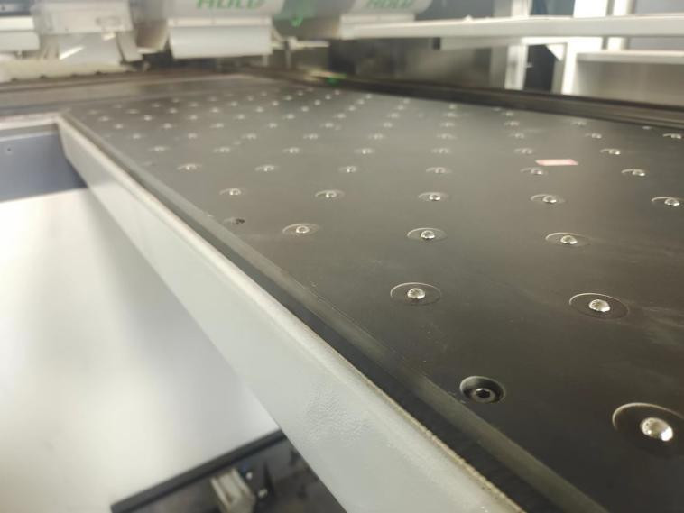(, который 6-встали на сторону) МАШИНА РАСТОЧКОЙ CNC 2 РАБОЧИХ МЕСТ HB642P