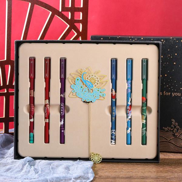 Chinese Style Colorful Signature Pen Set Plastic Gel Pen With Folding Fan Bookmark