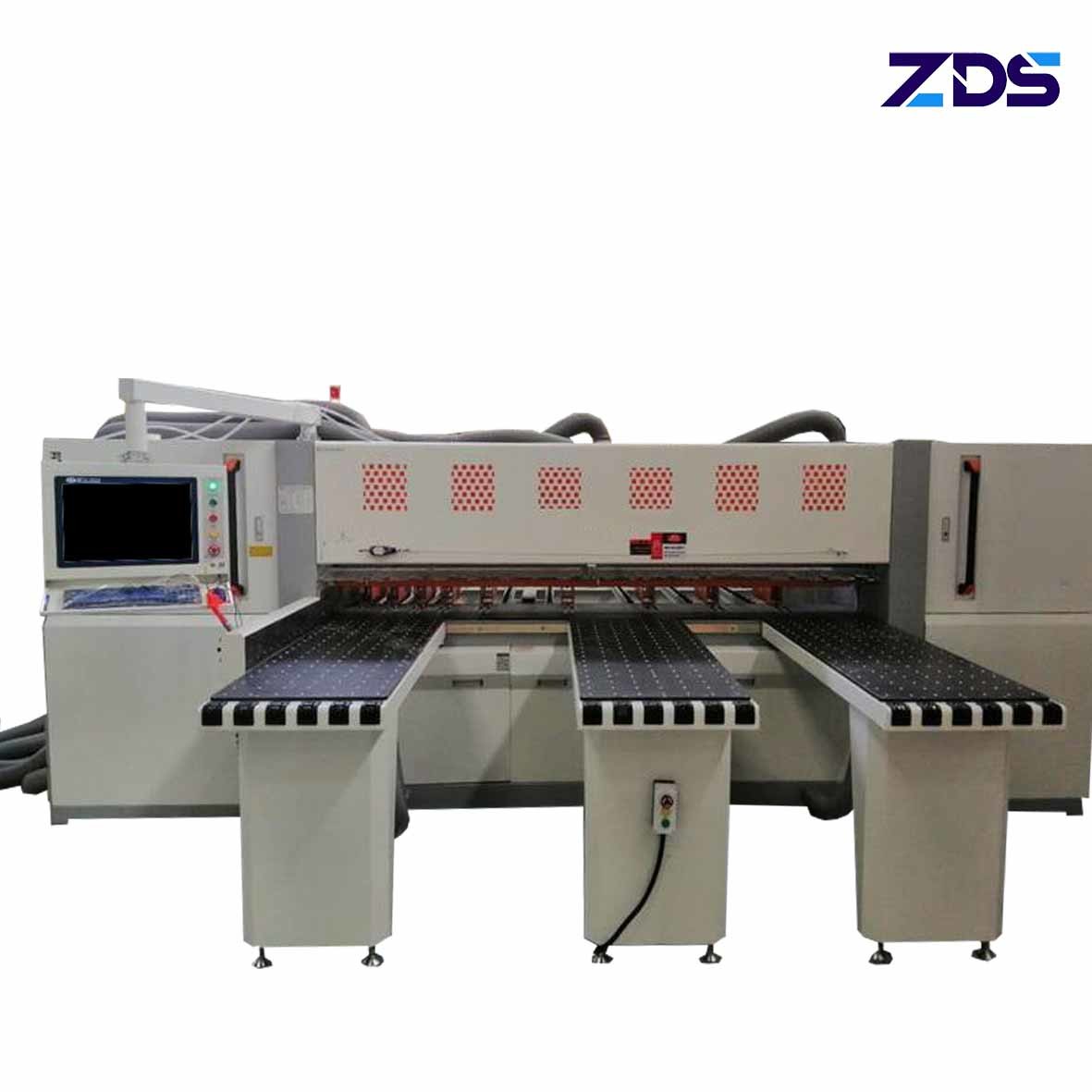 пила панели CNC высокой точности 22kw горизонтальная для изготовленной на заказ мебели