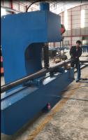 Polonais redressant la machine JZ-63-5000