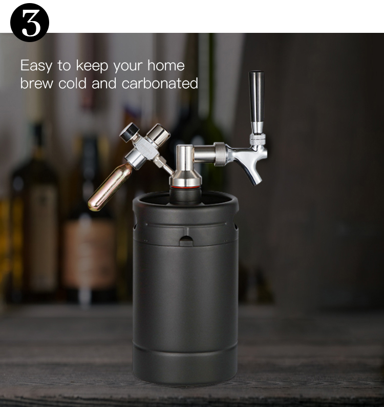 вакуум 2L 64oz изолировал надутый мини Growler пива бочонка