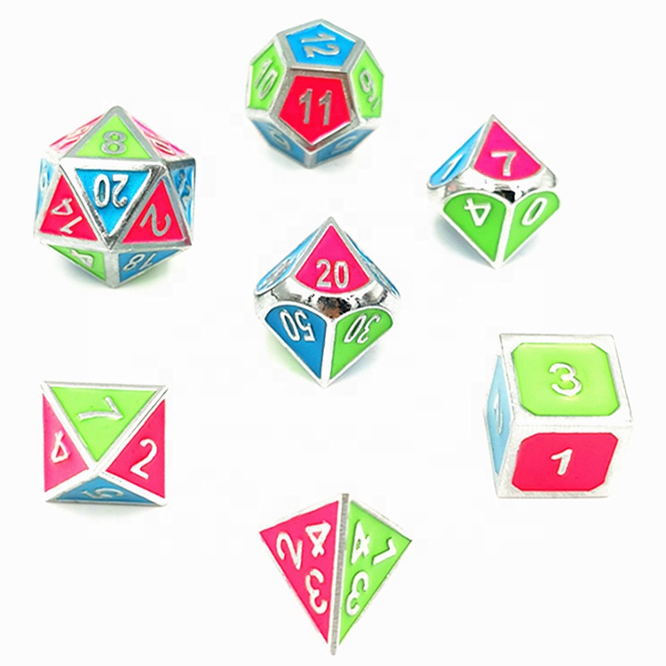 Wholesale Glow-in-Dark Zinc Alloy Metal Dice Set Customizable Polyhedral DND Dice for Role Playing Games
