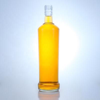 Custom Design 750ml Whisky Glass Bottle with Material and Clear or Customized Color