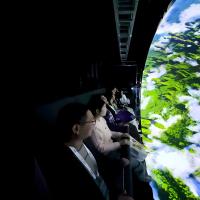 Flying Cinema 2025 Nuevo simulador de montañas rusas Dome Cinema Realidad Virtual Movimiento