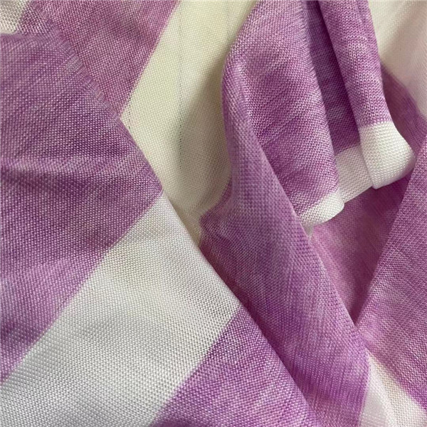 70% Nylon Sportswear Material Fabric 40D 130gsm Breathable Waterproof Material 160cm