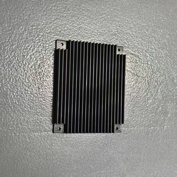 Industrial Cooling Aluminum Black Anodized Heat Sink With Dense Straight Fins