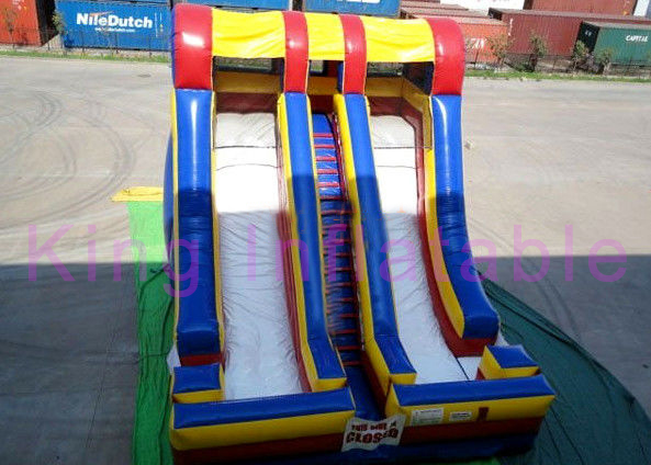 A pista dobro gigante Kidwise colorido inflável seca a corrediça com o encerado do PVC de 0.55mm