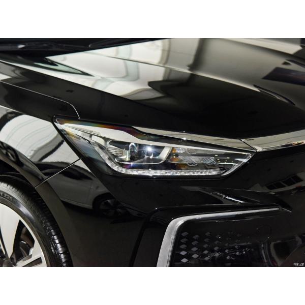 PÉKIN EU7 Les voitures électriques de taille moyenne ont une autonomie de croisière de 475 km pour les appels en ligne