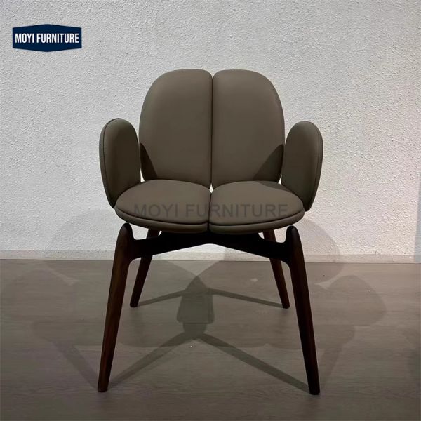 Luxury Modern Solid Wooden Leather Dining Chair Creative Designer Makeup Chair for Hotel Restaurant Cafe Home Furniture