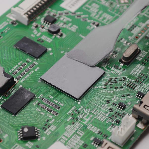 5.6W/mK Grasa térmica gris óxido metálico lleno de aceite de silicona para CPU