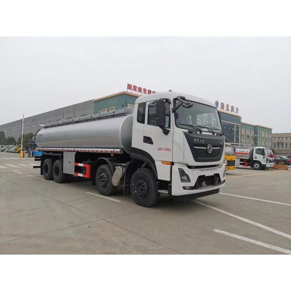 Camion de ravitaillement Howo 8 * 4 35 000L de China National Heavy Duty Truck