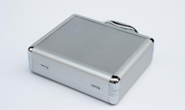 Silver Aluminium Transit Case 0.8 Kgs , Waterproof Aluminum Carrying Case