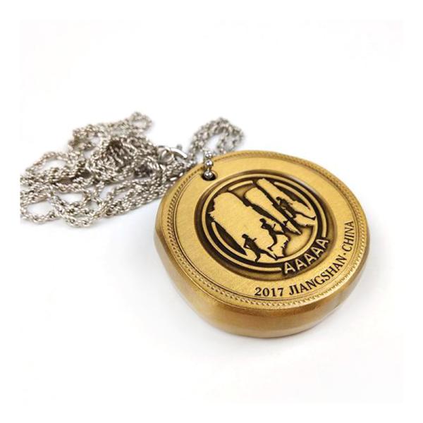 Medallones de fundición a presión Medalla en relieve 3D / Medallas de carrera personalizadas