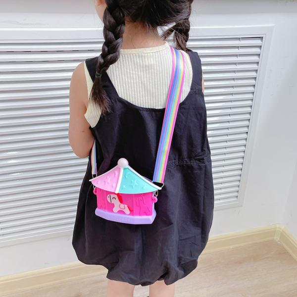 Carousel Kid CrossBody Shoulder Bag BPA Free Silicone Pencil Case For Stationery And Makeup Organization School Supplies