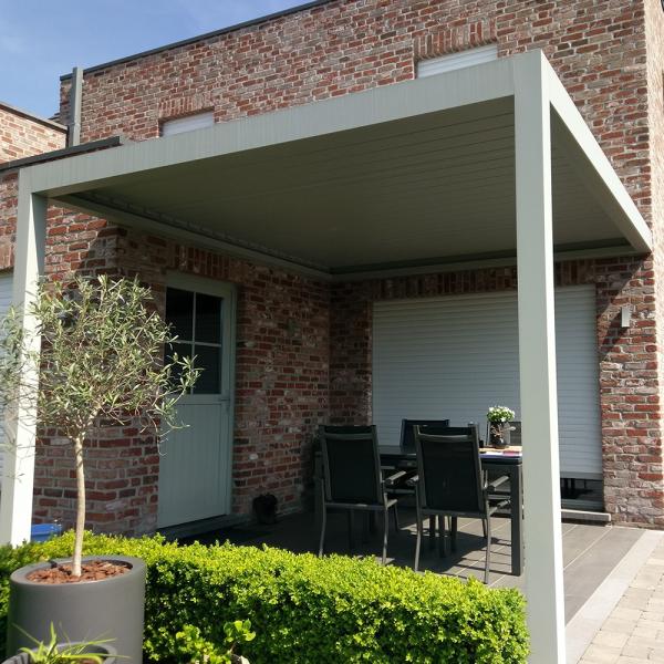 Customized Colour Modern Aluminum Pergola In Silver With Aluminium Alloy 6063 T5 Custom Design